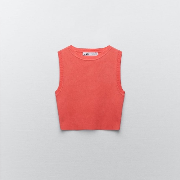 cropped knit top - Picture 4 of 9